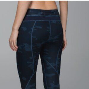 Lululemon Run Inspire Cropped SIze 10